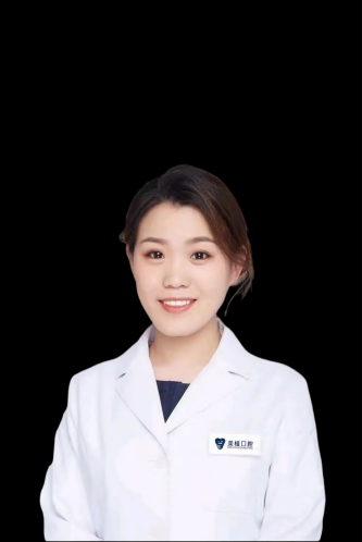 阴珂馨